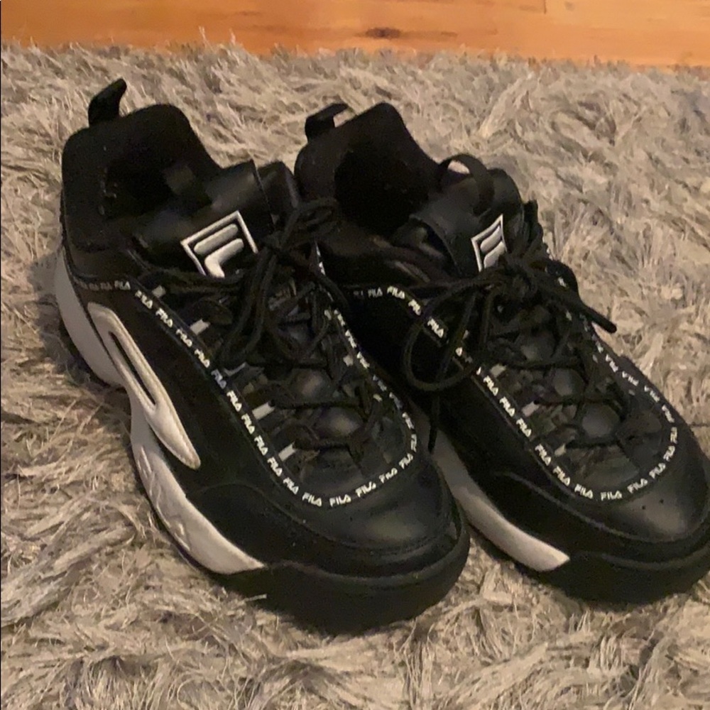 Fila Disruptor